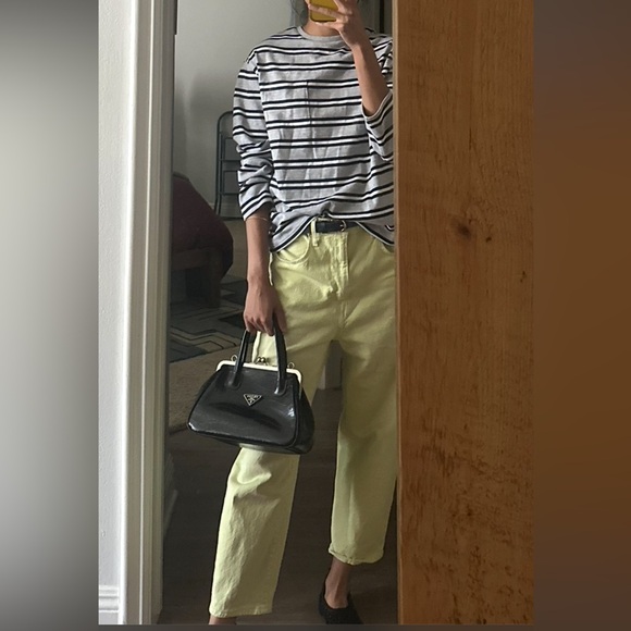 Green yellow high waisted barrel leg Levi’s jeans - Picture 1 of 7